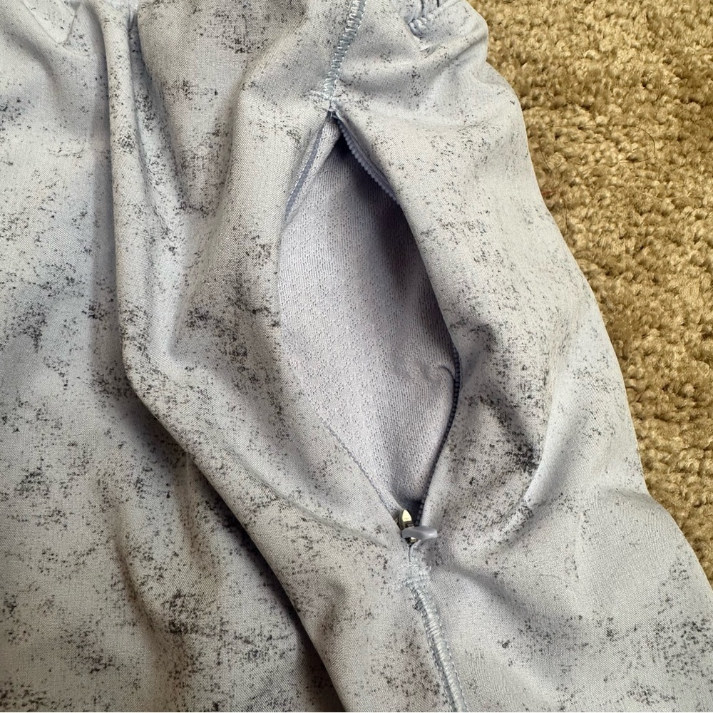 Lululemon Hotty Hot High Rise Skirt Skort Size 2 Light Blue Lycra Stretch EUC - Picture 6 of 10